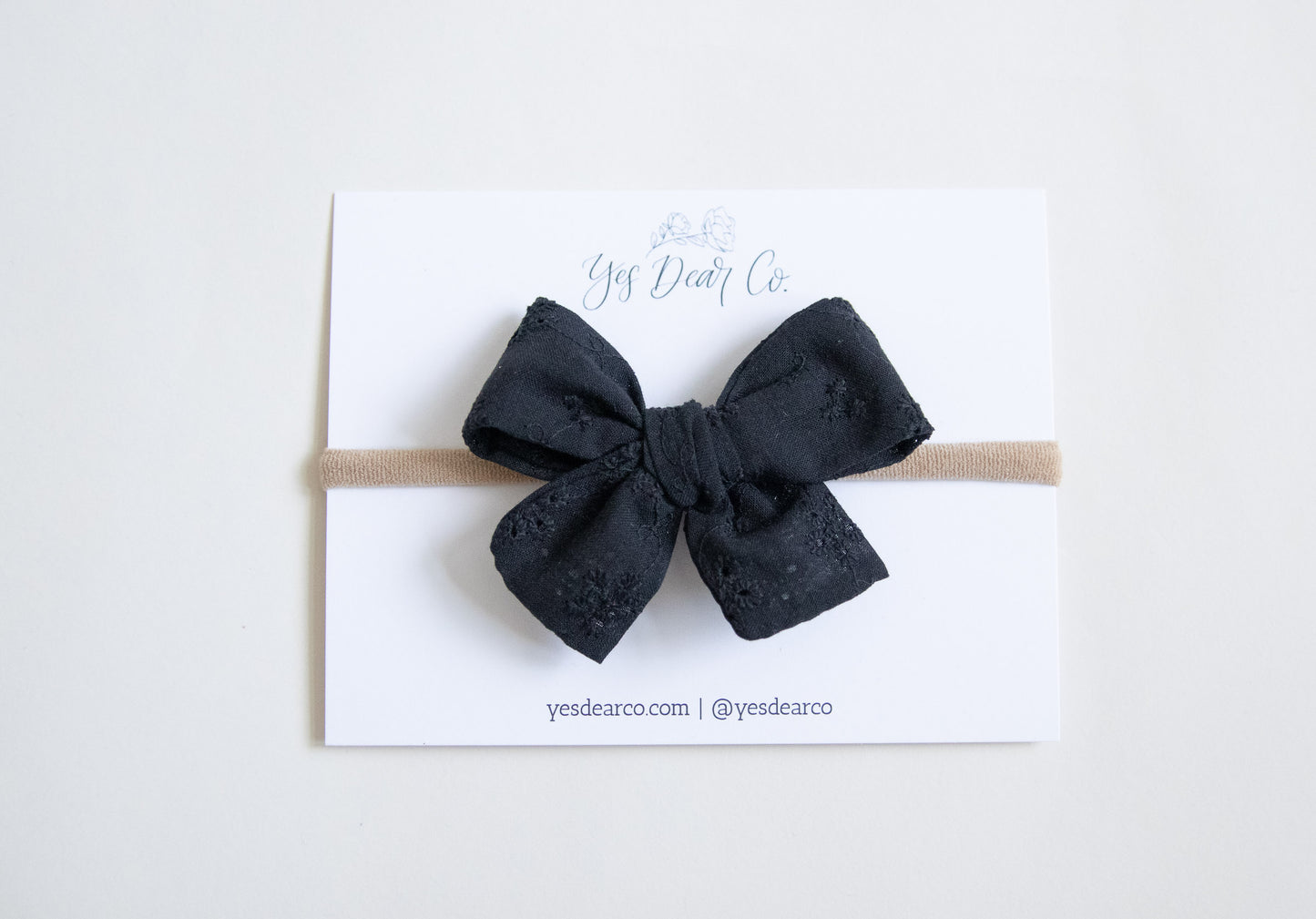 Black Eyelet | Small Pinwheel