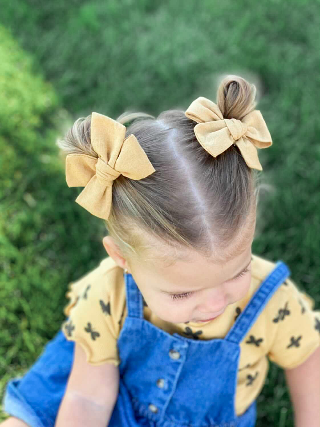 White Linen | Pigtail Bows