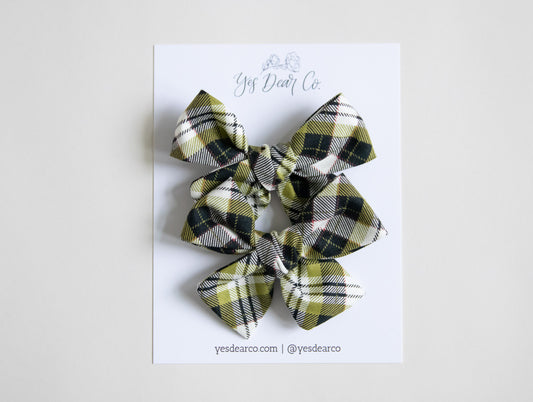 Green Plaid | Pigtail Bows