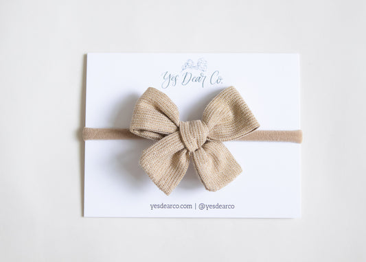 Gold Linen | Small Pinwheel