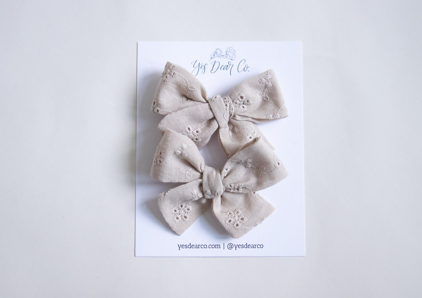 Wheat Eyelet | Pigtail Bows