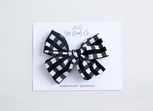 Black Check | Large Pinwheel