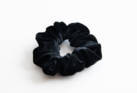 Black Velvet | Scrunchie