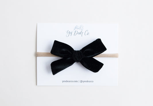 Black Velvet | School Girl